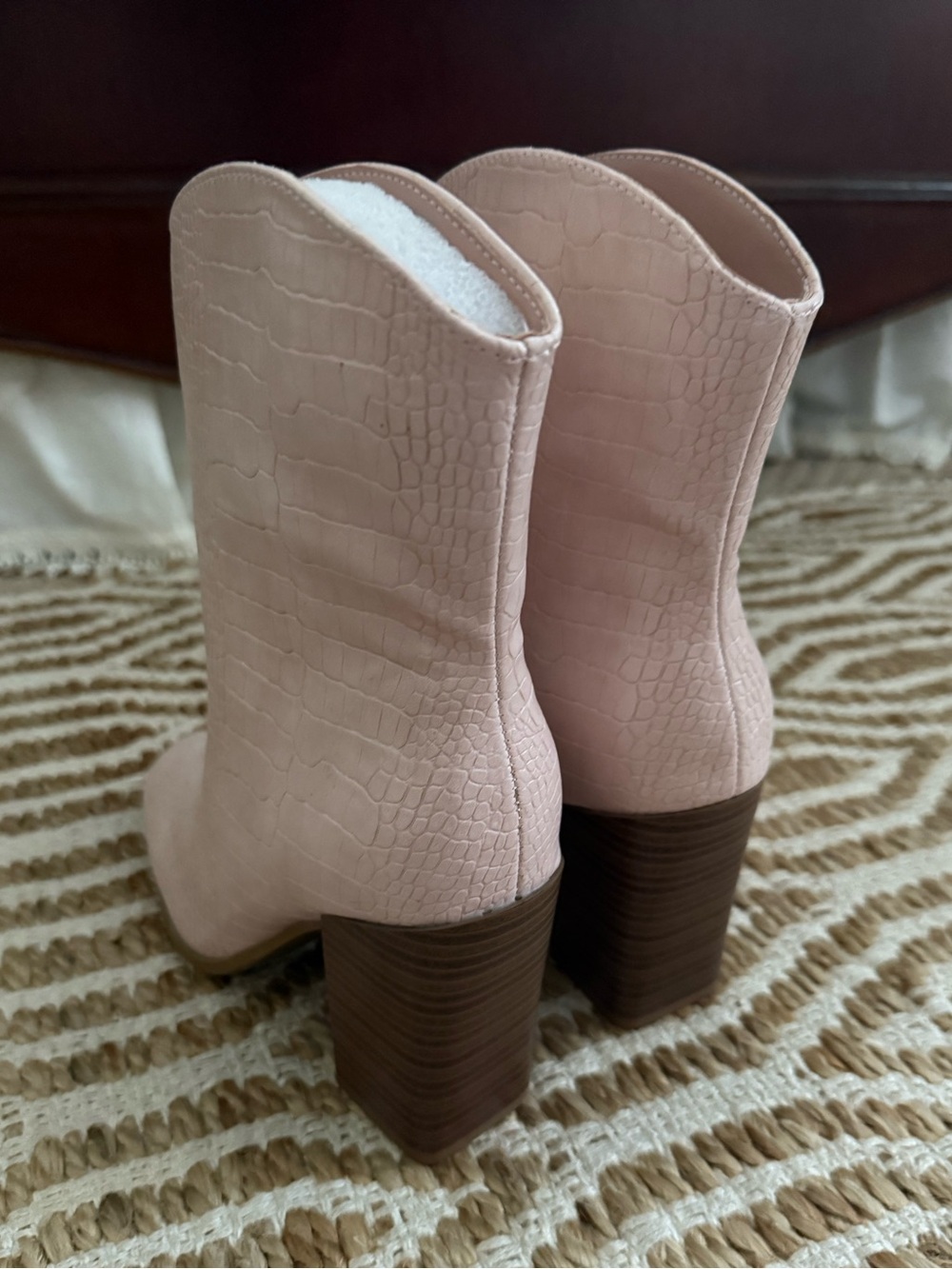 NWT pink leather booties - Picture 4 of 4
